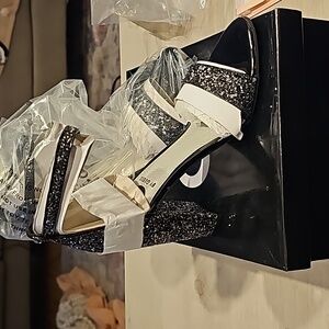 Guess black heels 6.5 nwot